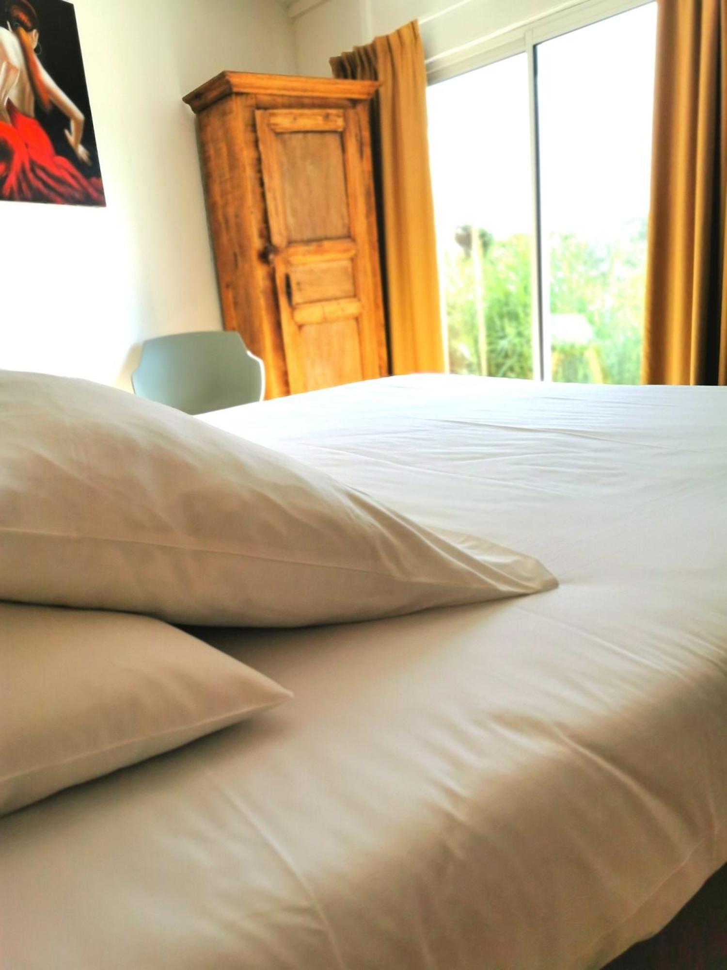 L'Auberge Camarguaise Сент-Мари-де-ла-Мер Экстерьер фото